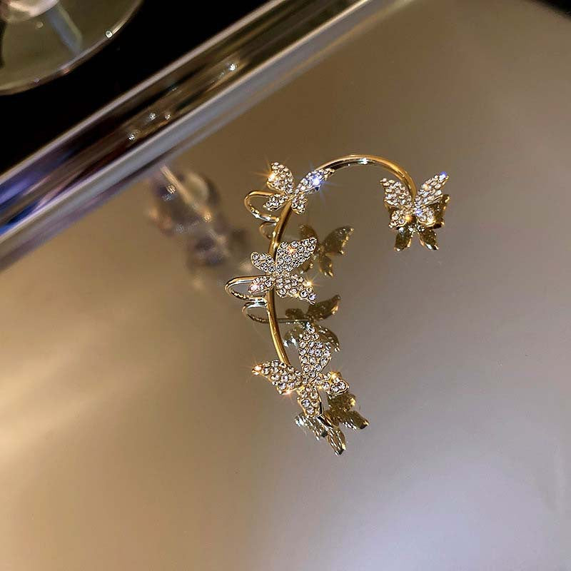 Freya – Boucles d’Oreilles Papillon Élégantes