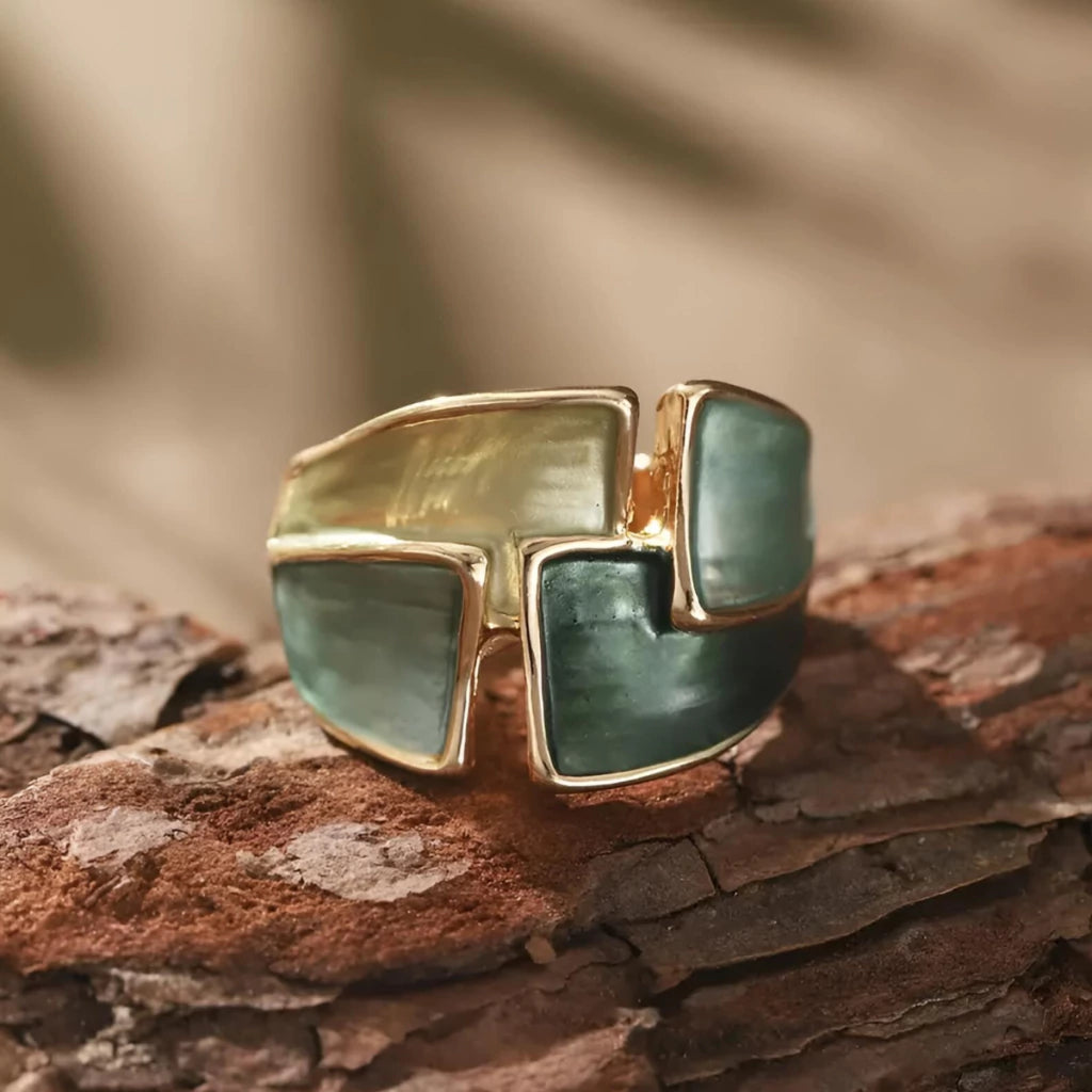 Clara – Bague Créative Minimaliste et Polyvalente