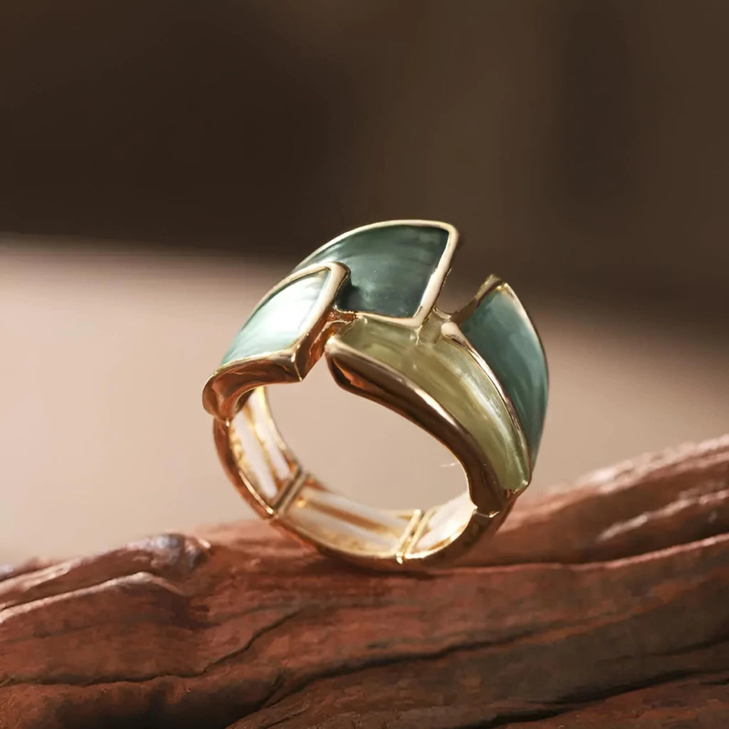 Clara – Bague Créative Minimaliste et Polyvalente