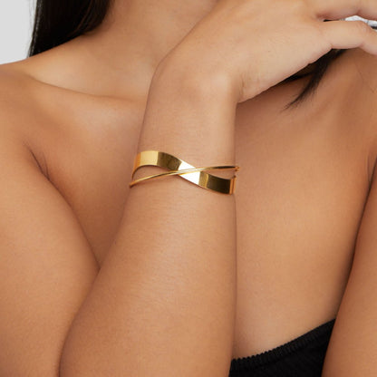 Eve – Bracelet Jonc Doré Unique