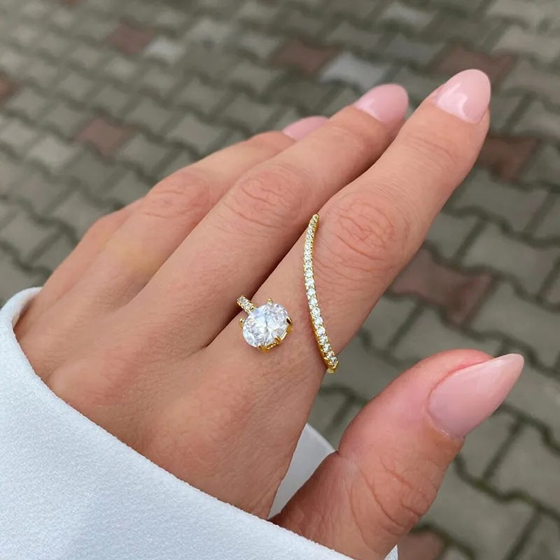 Aimi – Bague de Mariage à Quatre Griffes