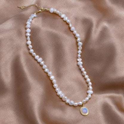 Pierre de Lune - Collier de Perles