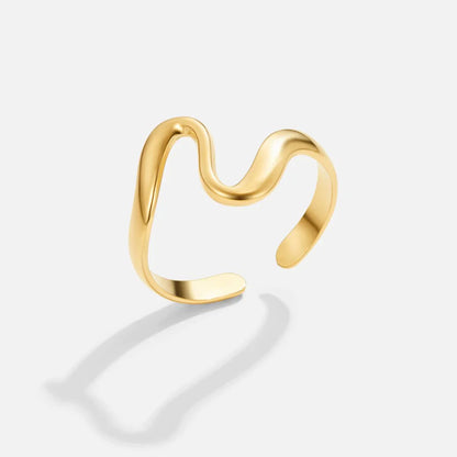 Valerie – Bague Vague en Or Élégante