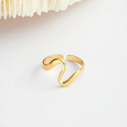 Valerie – Bague Vague en Or Élégante