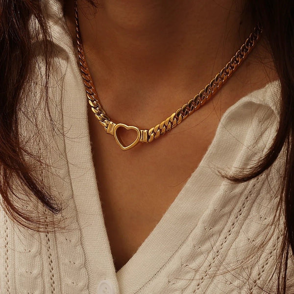 Ara – Collier Ras-du-Cou Cœur Doré