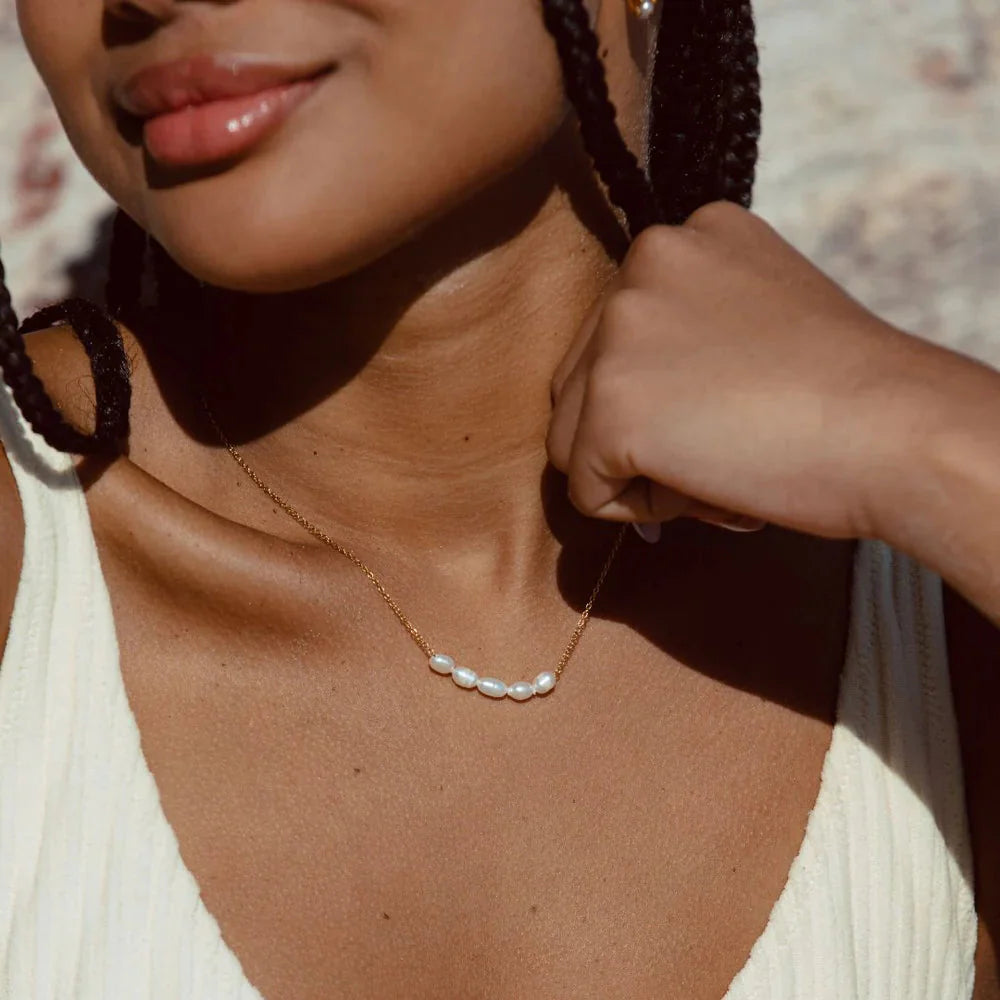 Elle – Collier Perle Élégant