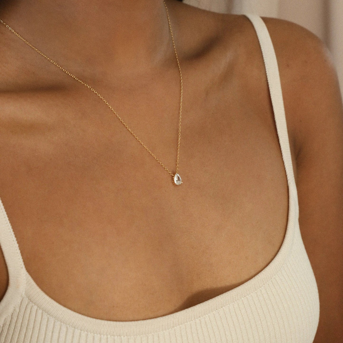 Collier en diamant forme poire - Collier diamant en forme de goutte