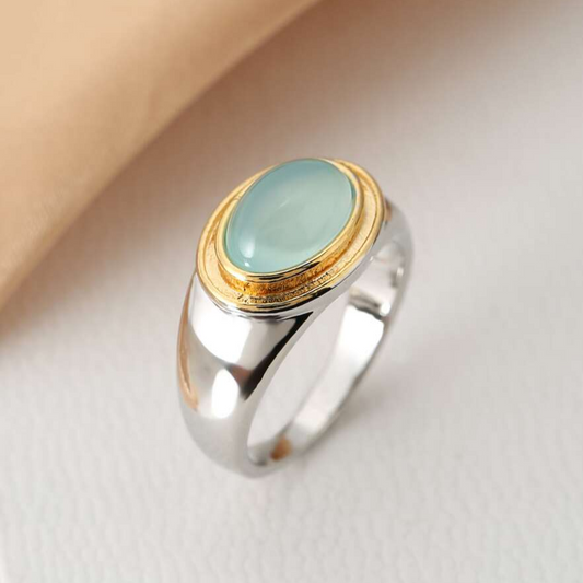 Gabi – Bague Vintage à Pierre de Lune Verte