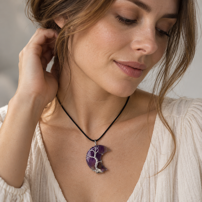 Collier Femme avec Arbre de Vie et Pendentif Lune