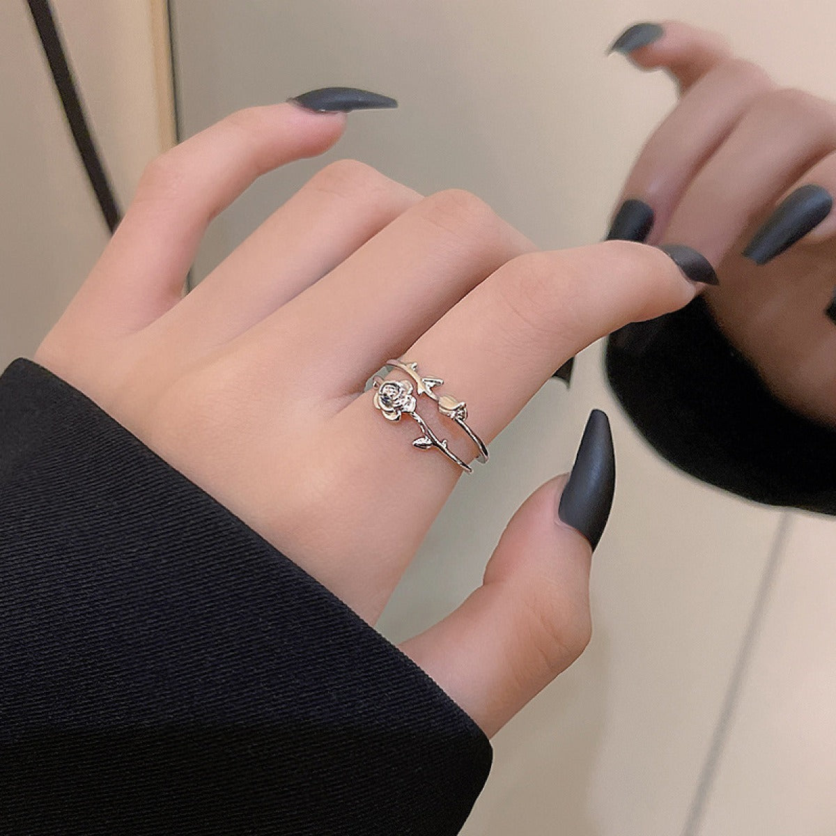 Marise – Bague Pétale Rosée