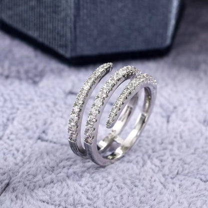 Ailee – Bague Spirale Pavée de Cristaux