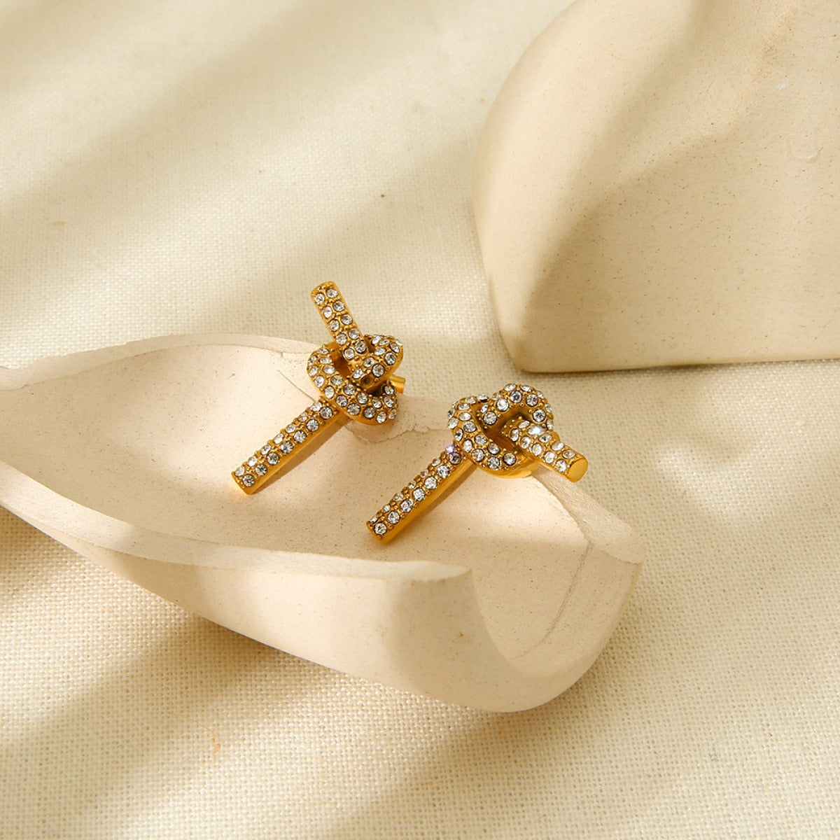 Sophia – Boucles d’Oreilles Nœud Élégantes