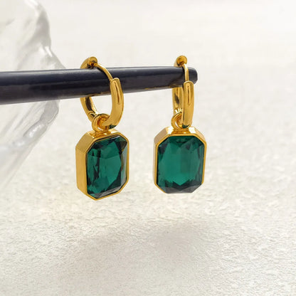 Rani – Boucles d'oreilles Plaquées Or avec Bijou Émeraude
