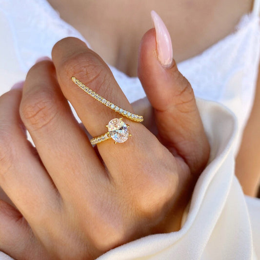 Aimi – Bague de Mariage à Quatre Griffes
