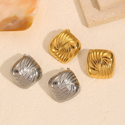 Kaia – Clous Géométriques Acier Titane