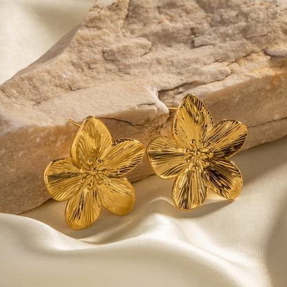 Rianne – Boucles d’Oreilles Fleur Épanouie Dorées