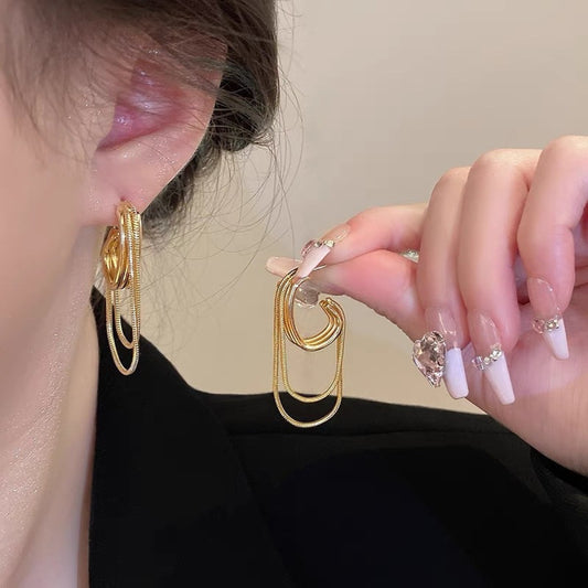 Akemi – Boucles Anneaux Subtiles et Raffinées