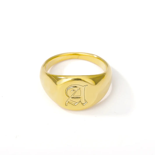 Elise – Bague Lettre en Police Anglaise Ancienne