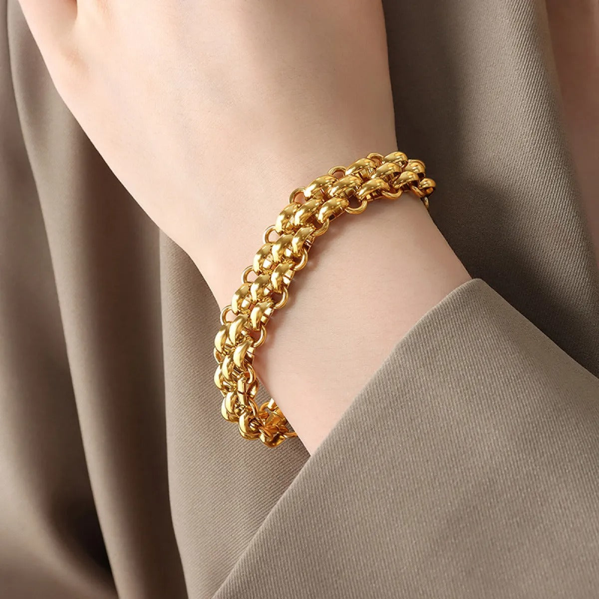 Coralie – Parure Dorée Volumineuse 18K