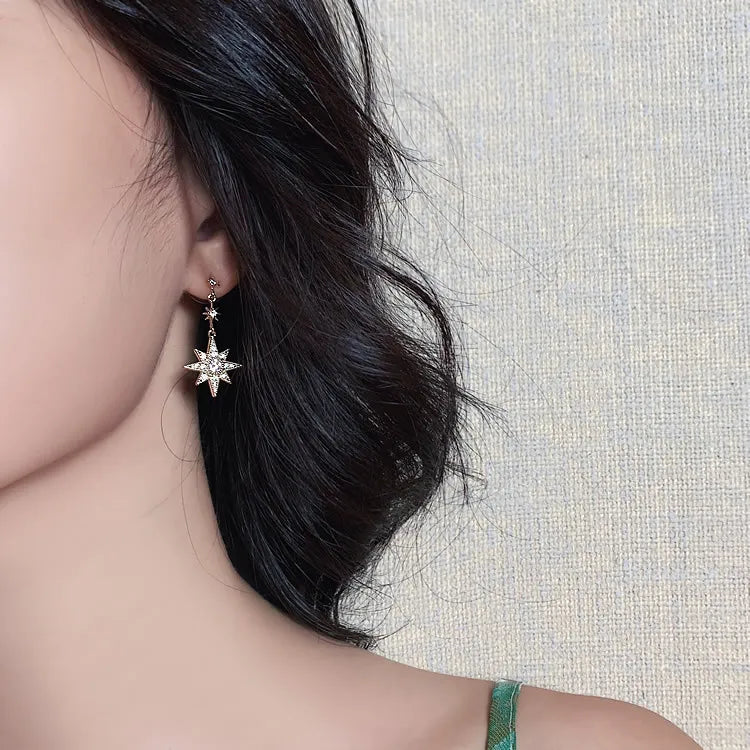 Estella – Boucles d'oreilles Mismatched Lune et Étoile