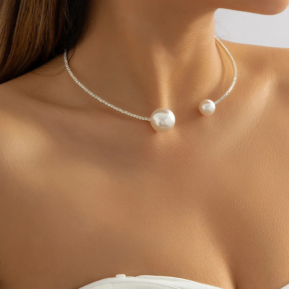 Vina – Collier Ouvert avec Perles
