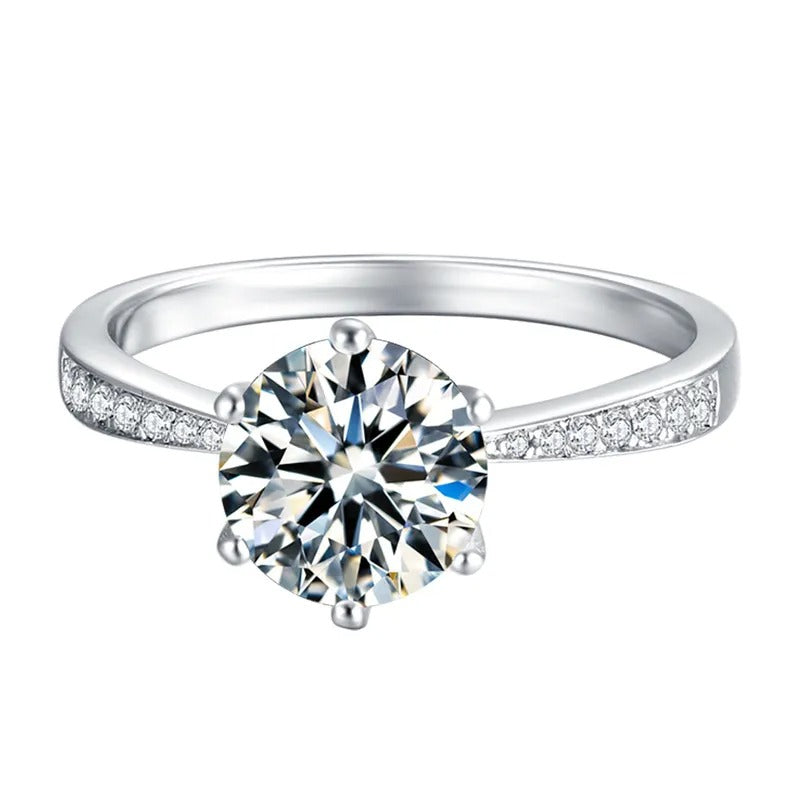 Brianna – Bague Classique Argent Élégance Pure