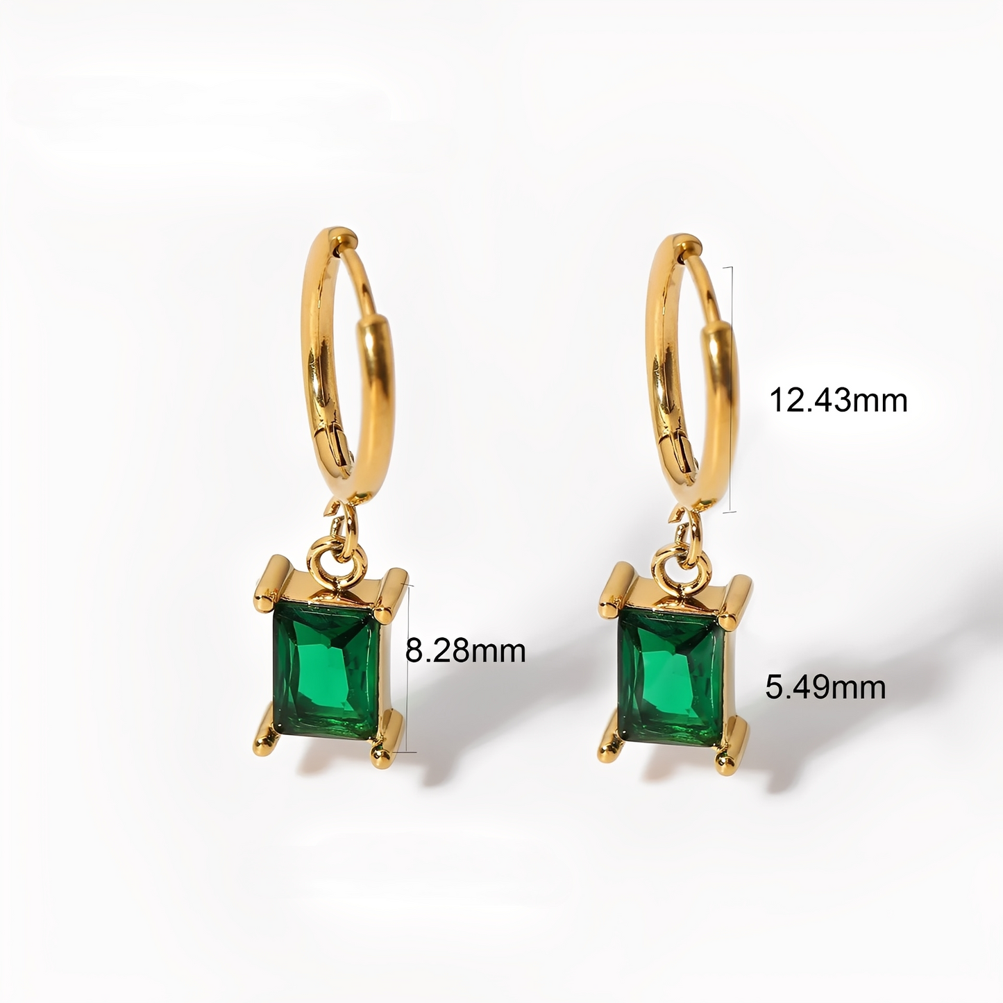 Letvia – Créoles huggie ornées de diamants
