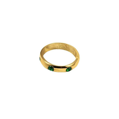 Clara – Bague Cristaux Émeraude Élégante