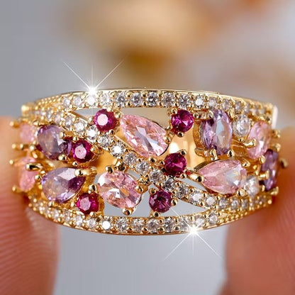 Lyra – Bague Texture Avancée avec Motif Creux Rond