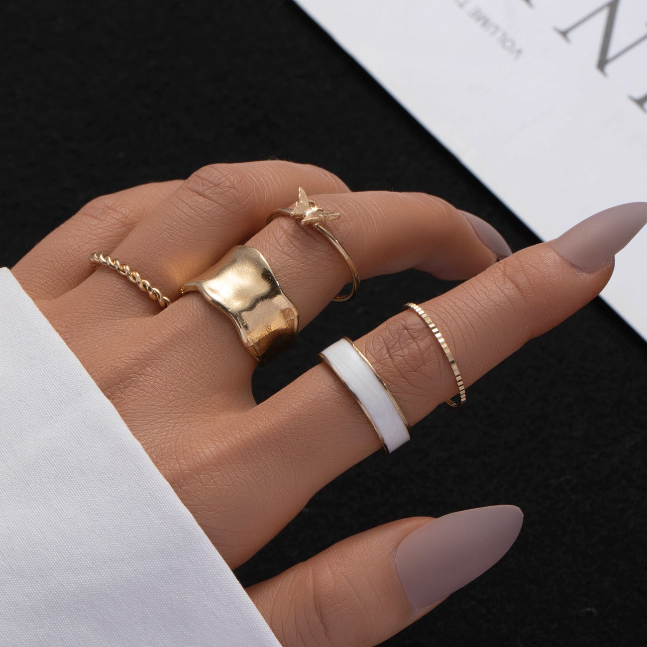 Chloe – Bague Papillon Moderne