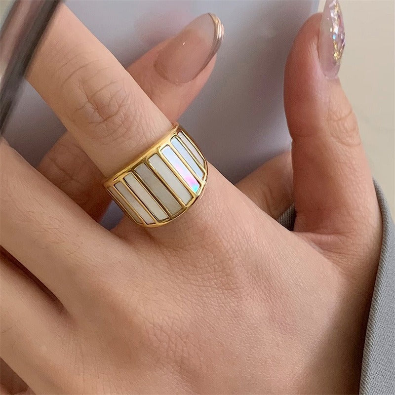 Marise – Bague Décorative Pinctada