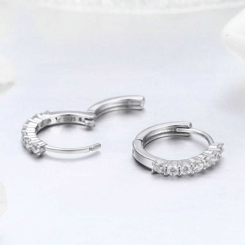 Clara – Boucles d'Oreilles Clou en Argent