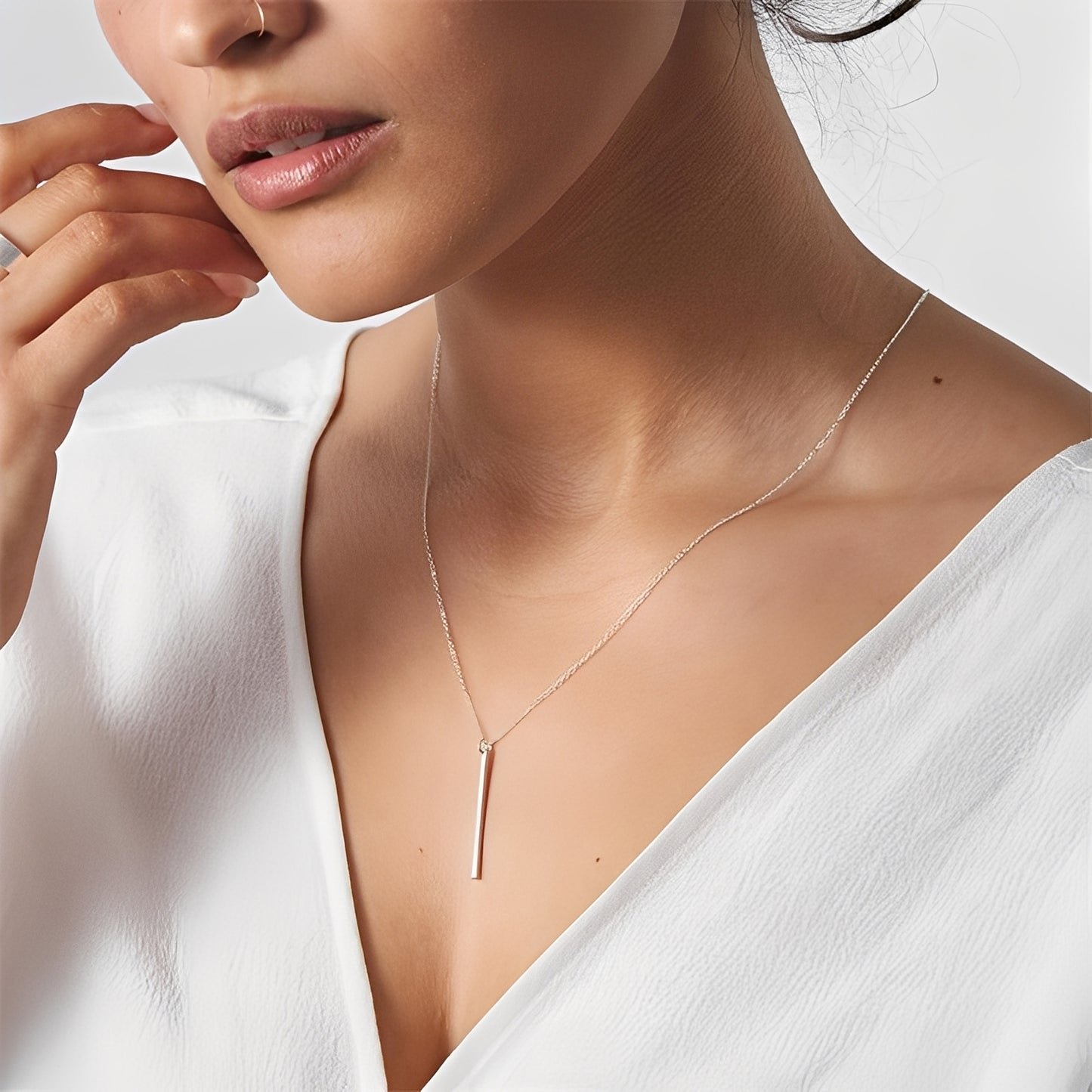 Camila – Collier Bar Élégant