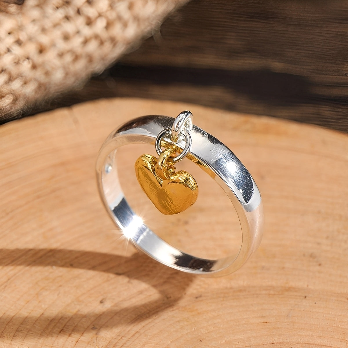 Miriam – Bague Vintage en Argent Cœur Suspendu