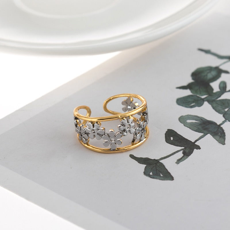 Florya – Bague Marguerite Ajournée au Design Irrégulier