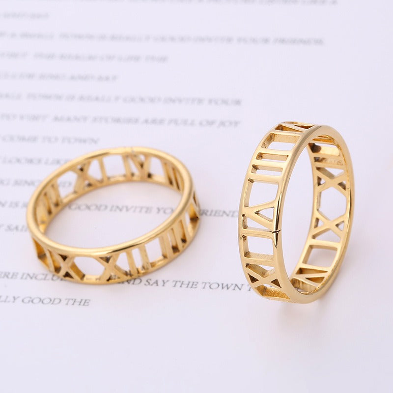 Valérie – Bague à Chiffres Romains Élégante