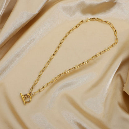 Ellie – Collier T-Bar à Liens Linéaires en Or