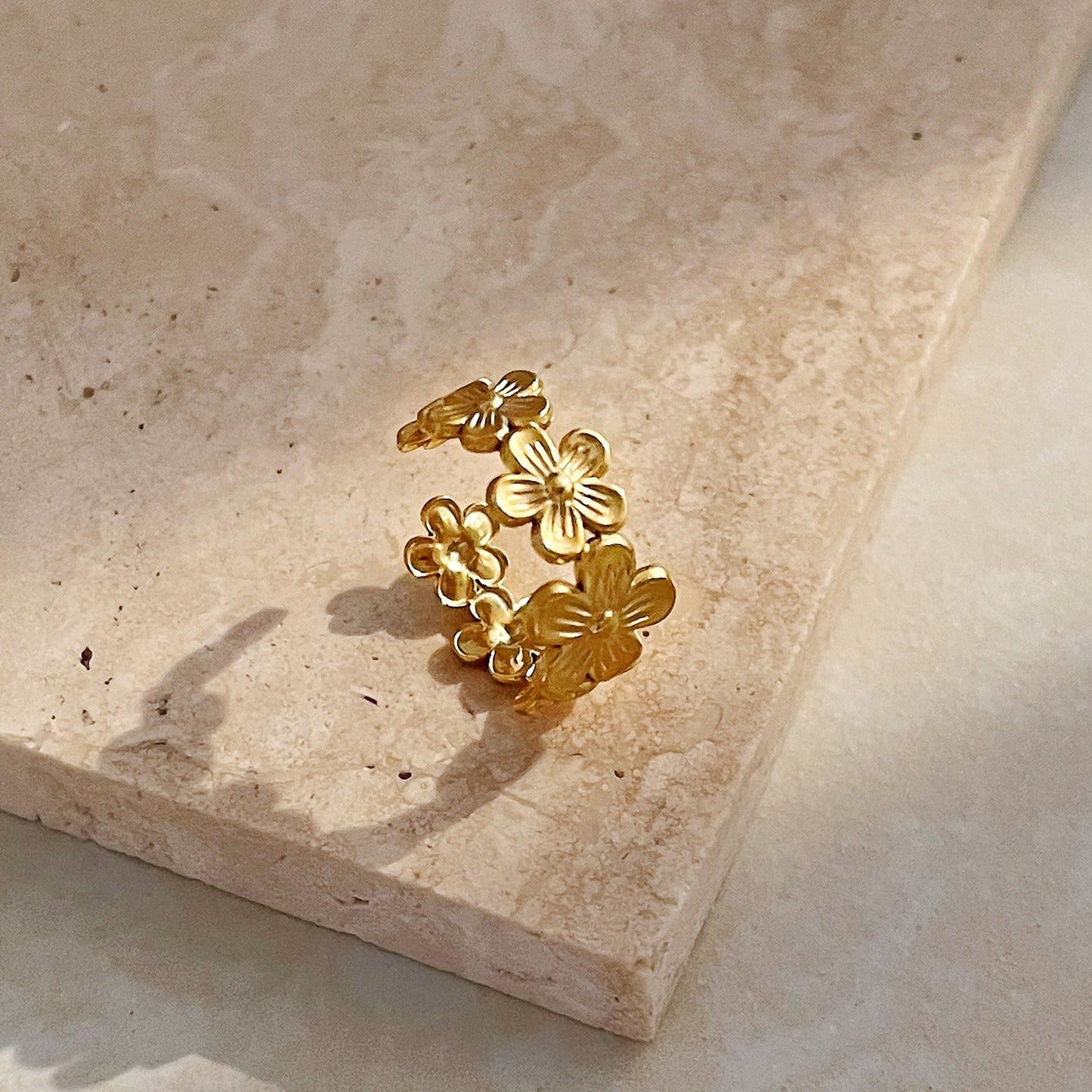 Jeziel – Bague Fleur Élégante