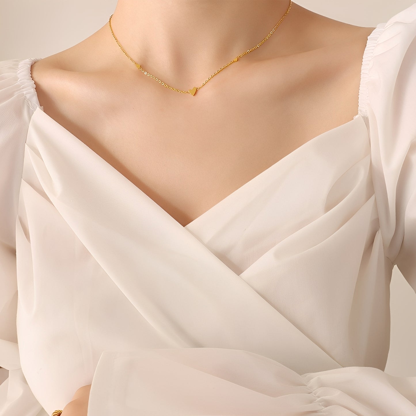 Adele – Collier Cœur Élégant et Moderne