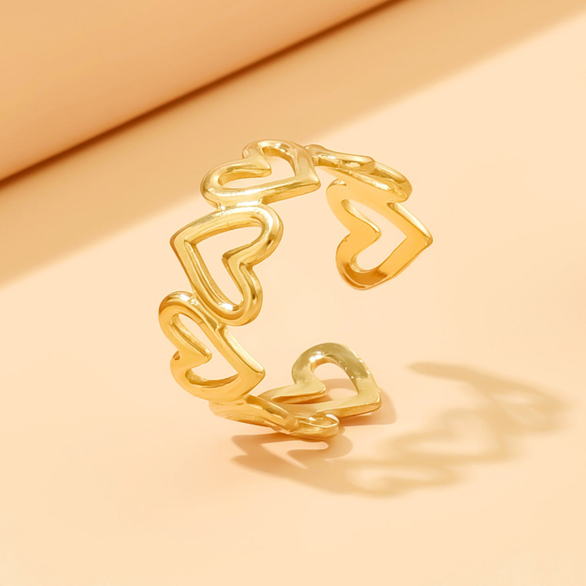 Rica – Bague Cœur en Acier Inoxydable et Titane Ajustable