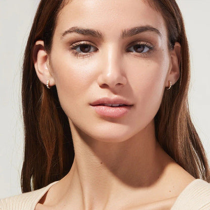 Eléa – Boucles d’Oreilles Cercle Raffiné avec Perle