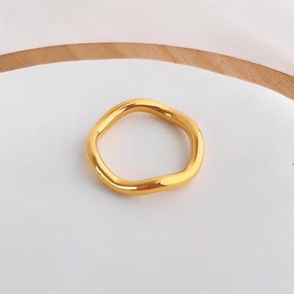Lorena – Bague Vague Courbée Élégante