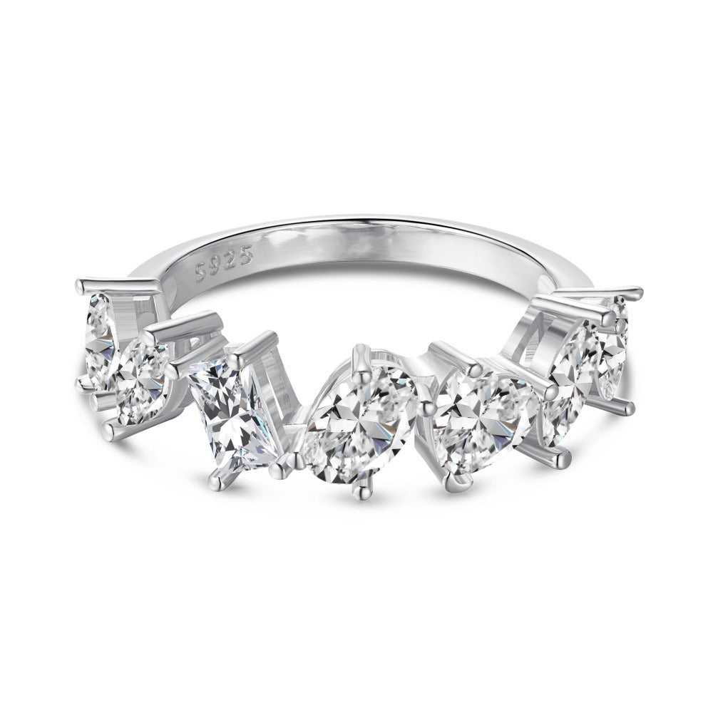 Keiko – Bague Anneau Sertie de Diamants à Taille Mixte
