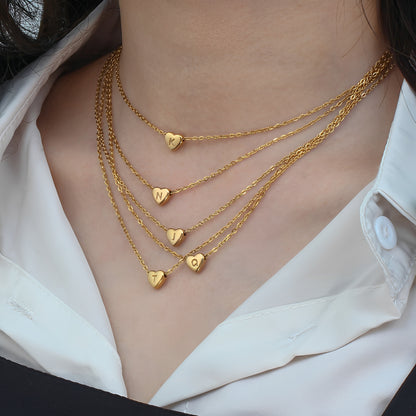 Amora – Collier Initiale Cœur Doré