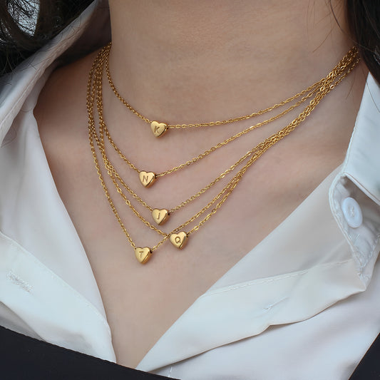 Amora – Collier Initiale Cœur Doré