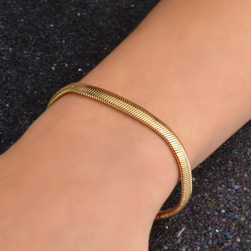 Kayzee – Bracelet Chaîne Herringbone Élégant
