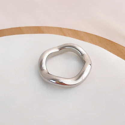 Lorena – Bague Vague Courbée Élégante