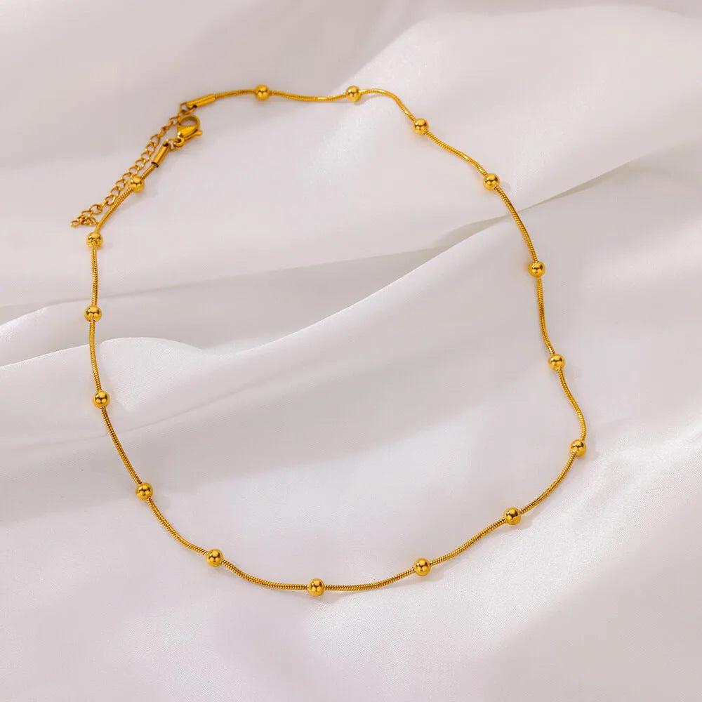 Aurya – Collier Chaîne Serpent Perlée Plaqué Or
