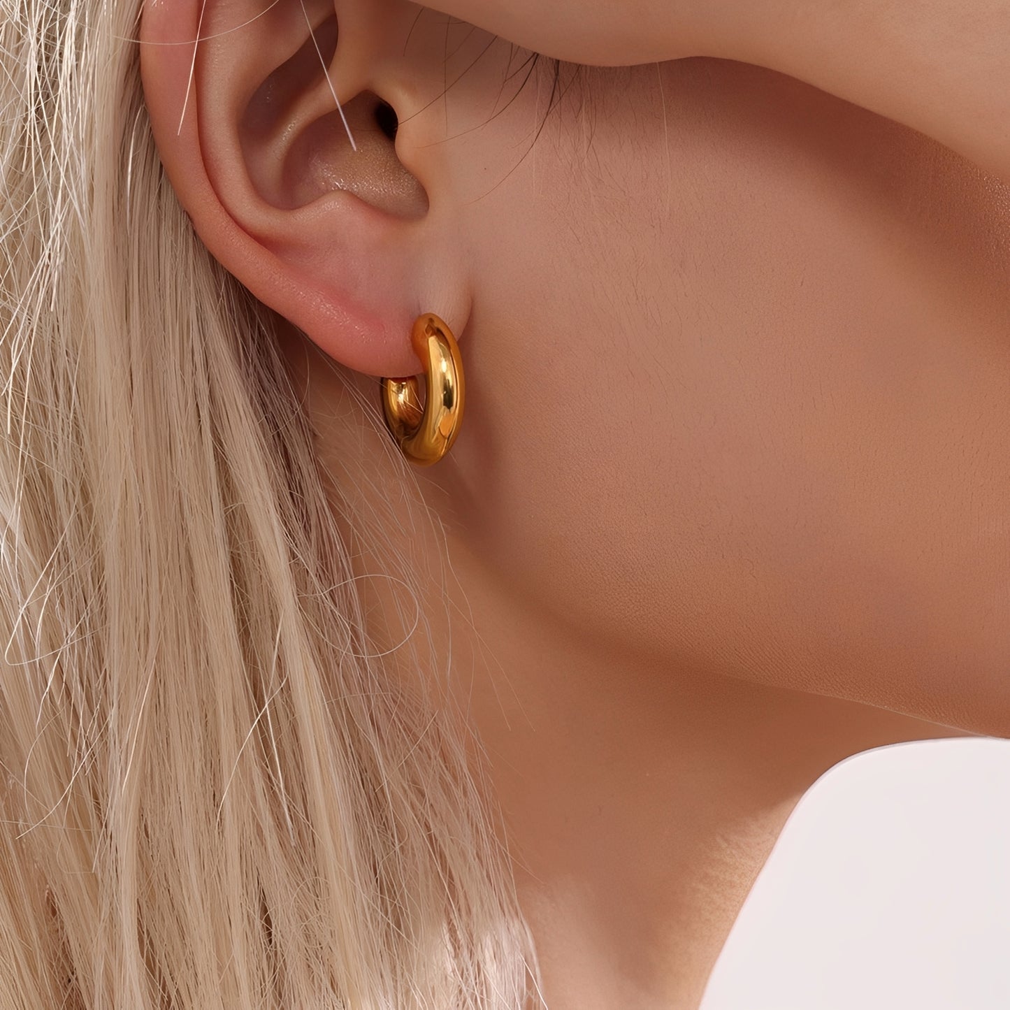 Tori – Boucles d'Oreilles C Forme Élégantes