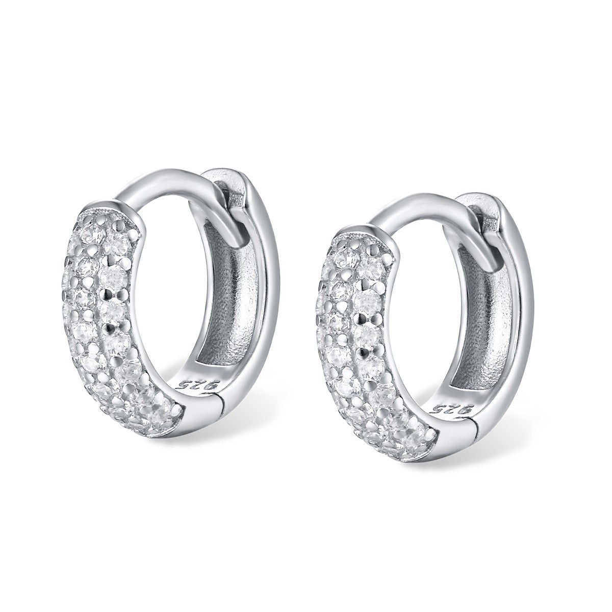 Lori – Boucles d’Oreilles Huggie Pavées